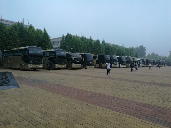 鄭州大巴車租賃:醉漢大巴吸煙被阻止,毆打大巴司機釀事故http://www.bxdlld.cn/ 鄭州大巴車租賃:醉漢大巴吸煙被阻止,毆打大巴司機釀事故http://www.bxdlld.cn/